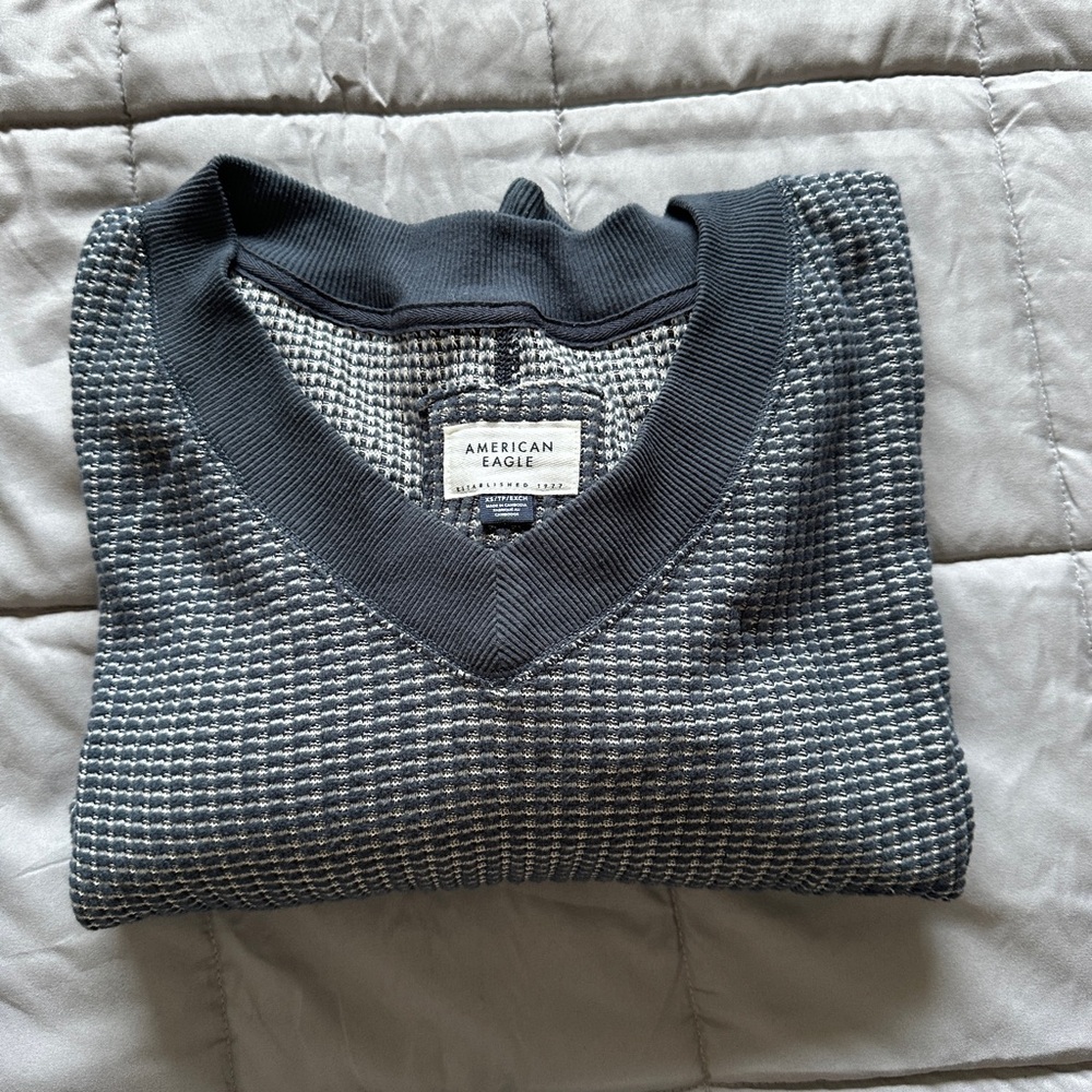 American Eagle Outfitters Women's Blue Gray Sweater
